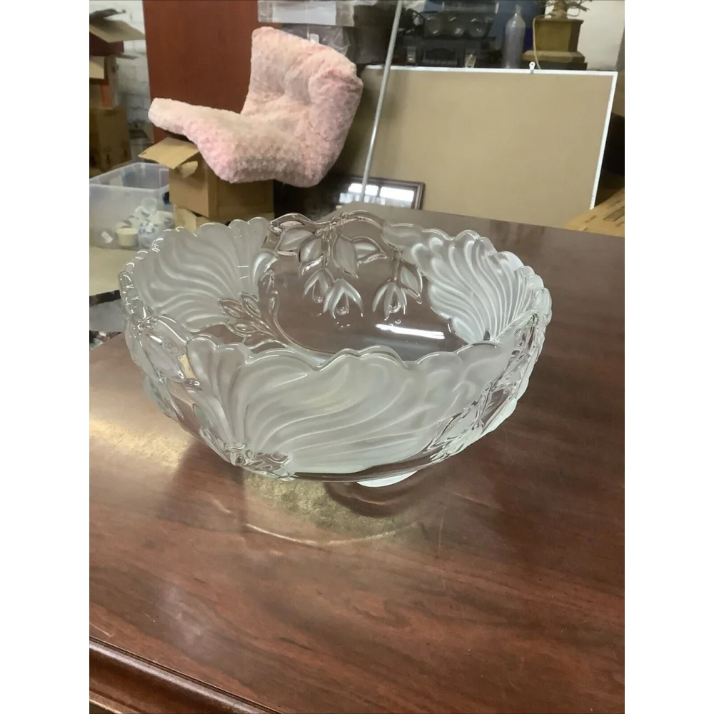 Mikasa Crystal Bowl Peacock Candy Dish Trinket Triple Frosted 6 3/4” x 1.5”
